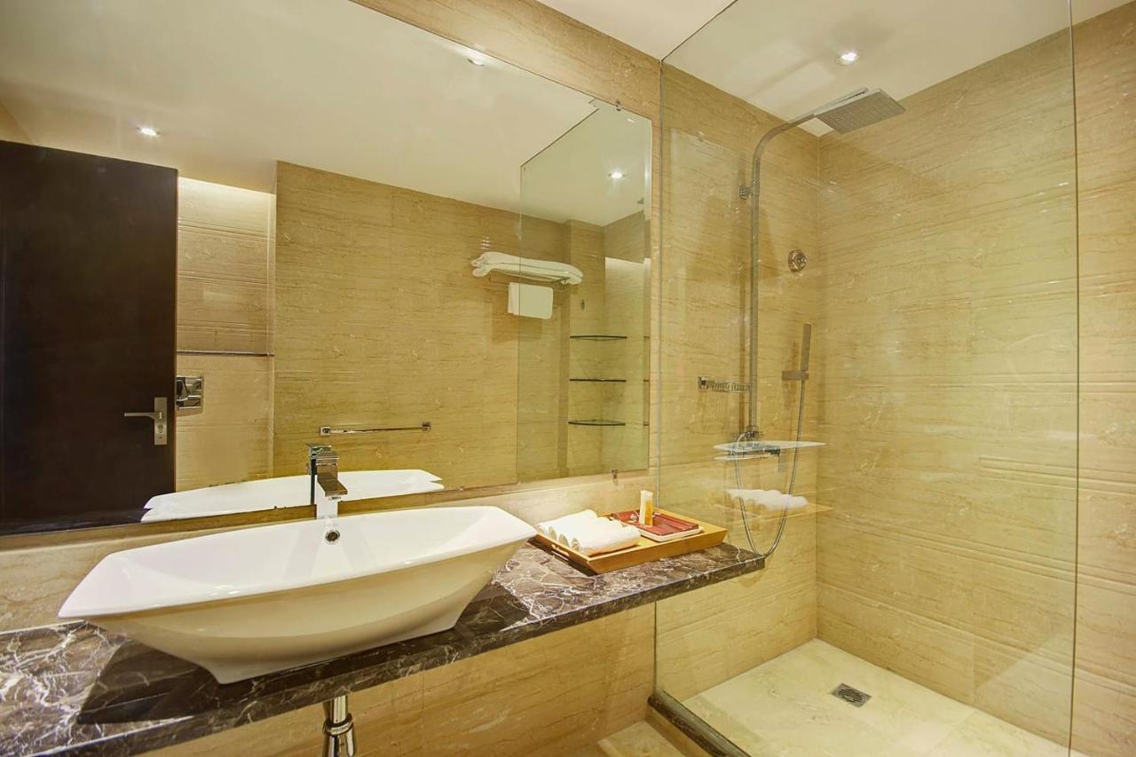 The Palm Spring A Boutique Hotel Naraina Nueva Delhi Exterior foto
